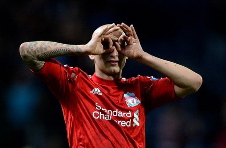 Liverpool Beri Shelvey Kontrak Baru