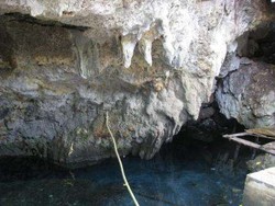 Mengintip Tempat Mandi Sang Jenderal AS di Morotai