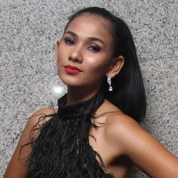Nova Eliza Ikuti Tren Fashion Lewat Majalah