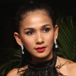 Kehilangan Figur Suami, Nova Eliza Tak Kesepian