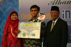 Mahasiswa S2 Menangkan Sepeda Motor dari Lomba Blog Blogdetik