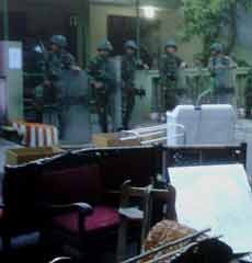 Rumah Dikosongkan Paksa, Warga Rencana Bangun Tenda 