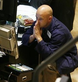 Sinyal Stimulus The Fed Belum Jelas, Wall Street Goyah