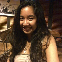 Chika Kinsky Akui Foto Nakal dengan Adipati Dolken 2 Tahun Lalu