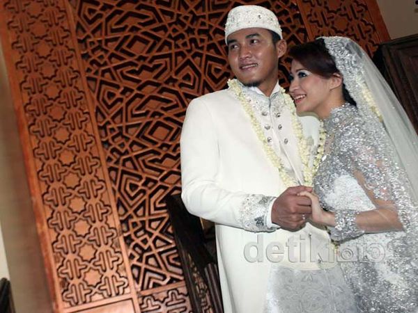 Akhirnya, Okie & Gunawan Resmi Menikah