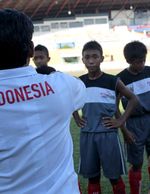 Bersiap Bela Nama Negara di Usia Muda