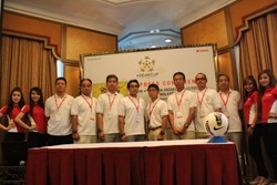 Delapan wasit asal Jepang yang akan bertugas di turnamen Yamaha ASEAN U-13 Cup 2012 di Selangor, Malaysia.