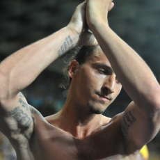 Agen: Deal Milan-PSG Terkait Ibra Masih Jauh