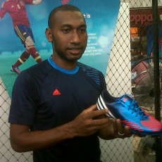 Wanggai Jadi Duta Produk Apparel