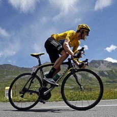 Yellow Jersey Masih Milik Wiggins