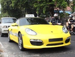Porsche: Yang Punya Taksi Gendeng
