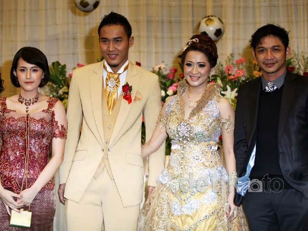 Pasha Ungu Hadiri Pernikahan Mantan Istrinya