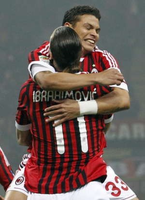 Ancelotti Soal Transfer Ibra dan Silva