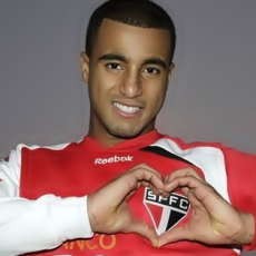 MU Dikabarkan Sudah Tawar Lucas Moura Rp 380 M