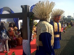 Wow! Ada Pelaminan Nikah Massal di Monas