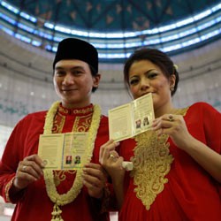Anji & Wina Resmi Menikah