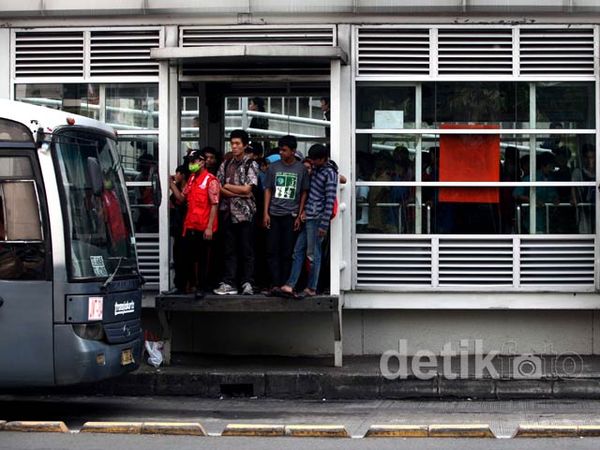 Hari Ini Naik TransJ Gratis