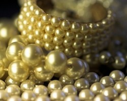 Cara Merawat Perhiasan Mutiara Agar Selalu Berkilau