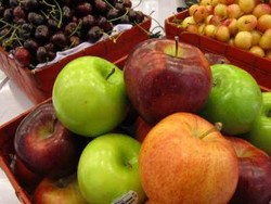 Olahan Beragam Buah Segar Dalam Creative Culinary Creation 2012