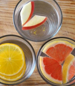 Segarnya Soft Drink Buatan Sendiri!