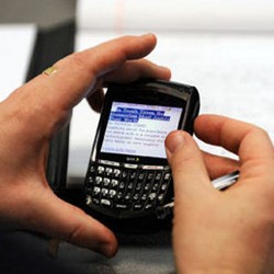 Pembesut BlackBerry Didenda Rp 1,3 Triliun