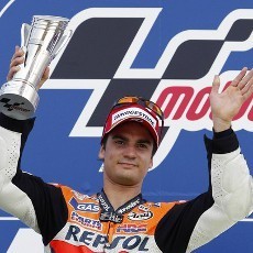 Pedrosa: Terlalu Berisiko Mengejar Lorenzo