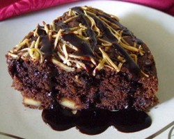 Yuk, Hidangkan Kue Cokelat yang Legit Ini