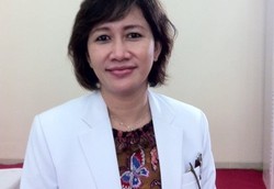 dr Amyta Miranty yang Jatuh Cinta dengan Mata