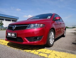 Menjajal Proton Preve di Sirkuit Mirip Nascar