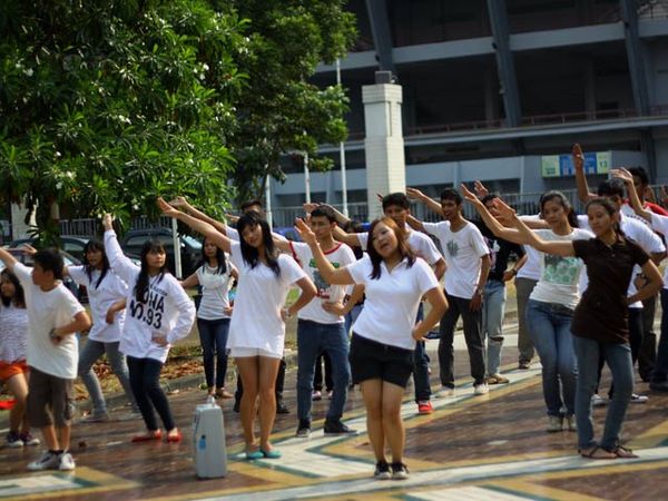 SONEID Sukses Gelar Flashmob