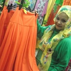 Rok Klewer untuk Samarkan Paha Besar