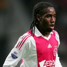 Newcastle Dikabarkan Incar Bek Ajax
