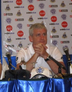 Hughes Enggan Pikirkan Kasus Anton Ferdinand & Barton