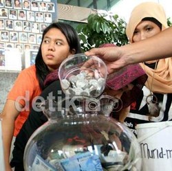 Pelajar Muhammadiyah Bersepeda dari Jember Antar Koin untuk KPK