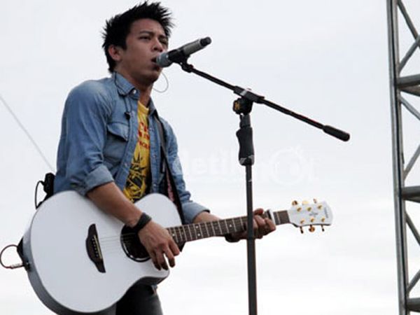 Ketika Ariel Berjaya di Atas Panggung