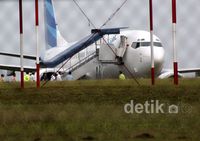 Pesawat Garuda Tergelincir di Pekanbaru
