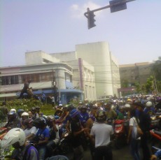 2 Ribu Anggota Viking Ramaikan Ritual Mandikan Monumen Sepakbola