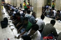 Selama Ramadan, Masjid Istiqlal Siapkan 3.000 Takjil Gratis Setiap Hari