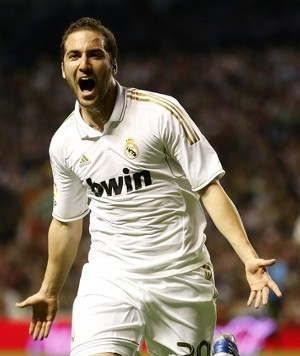 Higuain Berharap Madrid Segera Rekrut Modric