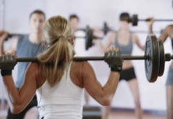 Olahraga Angkat Beban Perlambat Hilangnya Memori