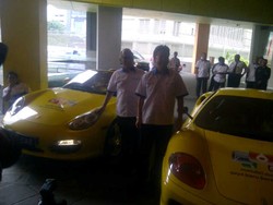 Tampil di EX Plaza, Taksi Ferrari untuk Iklan Bank Mandiri Berpelat Hitam