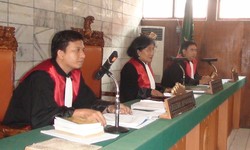 Memvonis Mati Gembong Narkotika, Hakim Layak Dapat Penghargaan