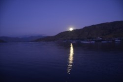 Cantiknya Suasana Menjelang Fajar d Pulau Komodo