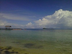 Ini Dia Kecantikan Pulau Waiwo di Waisai Kabupaten Raja Ampa