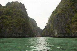 Wow, Ada 50 Pantai Sepi di Filipina!