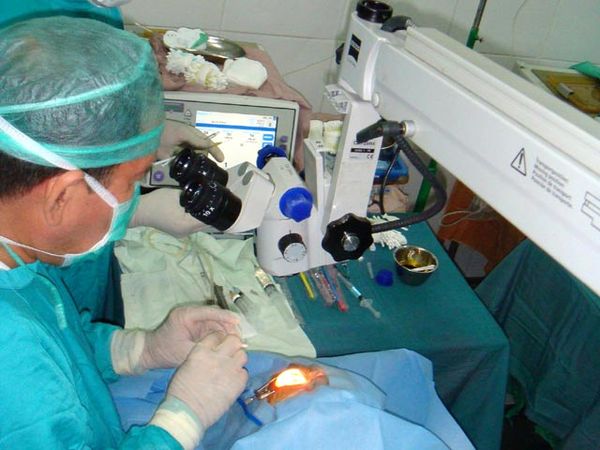 Operasi Katarak untuk Warga Kurang Mampu