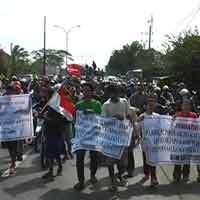 Warga dan Kepala Desa di Pasuruan Demo Pabrik Susu Kemasan