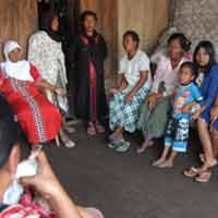 Perahu Hancur Disapu Ombak, Nasib 3 Nelayan Belum Diketahui