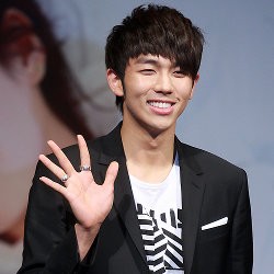 Seulong 2AM Minta Maaf Karena Merasa Terlalu Tampan?