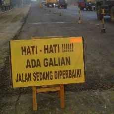 Gubernur Minta Perbaikan Jalan di Jatim Dihentikan H-14 Lebaran